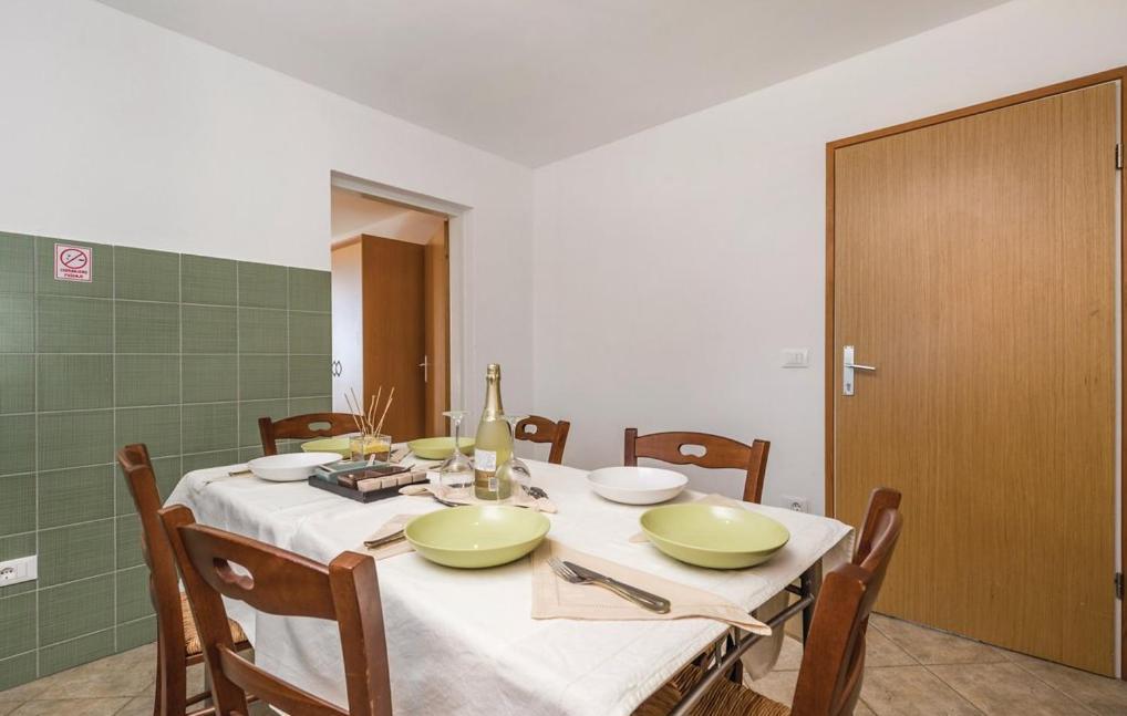 Apartments Franelli Brsec Bagian luar foto